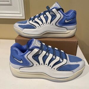 KD 18 “Boys & Girls Club” Men’s Size 10